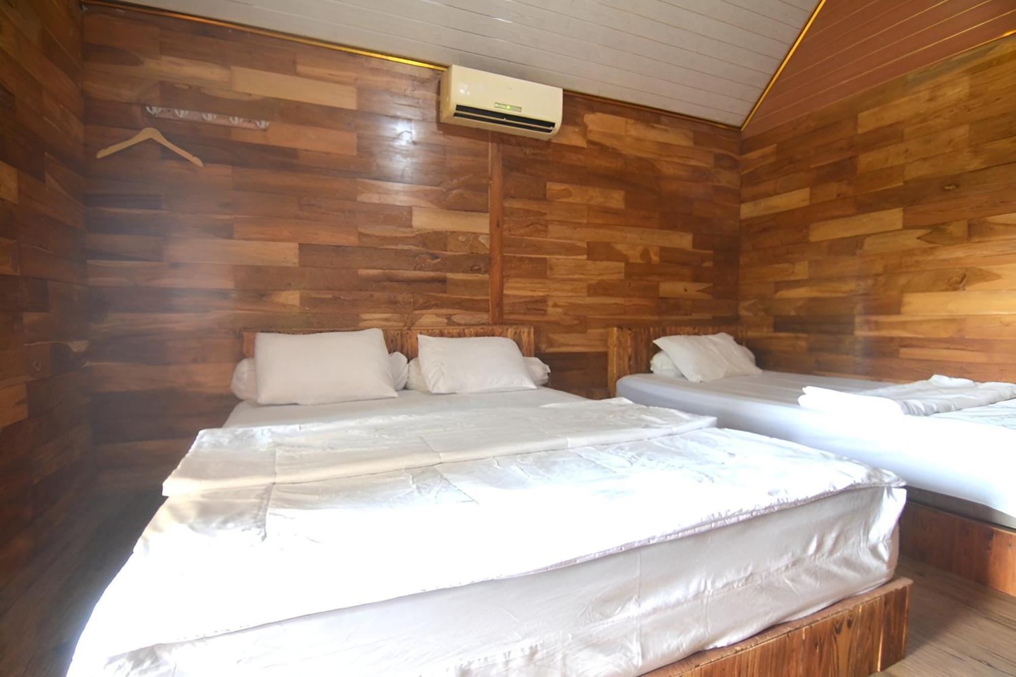 Villa Kopiori Yogyakarta Eksteriør billede