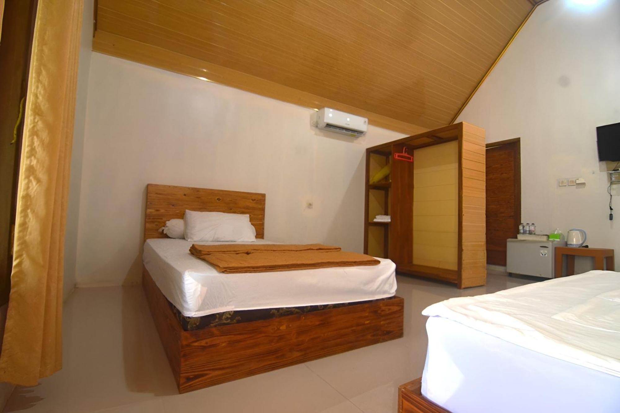 Villa Kopiori Yogyakarta Eksteriør billede