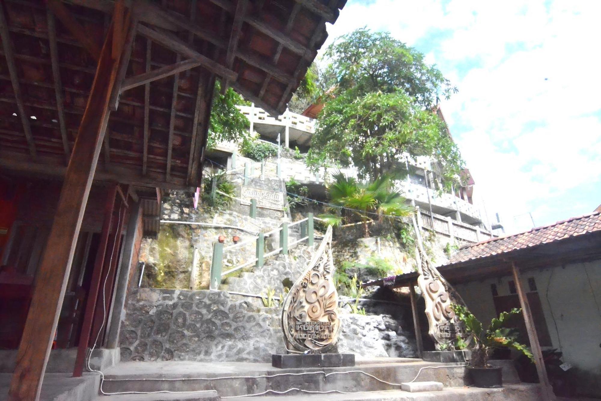 Villa Kopiori Yogyakarta Eksteriør billede